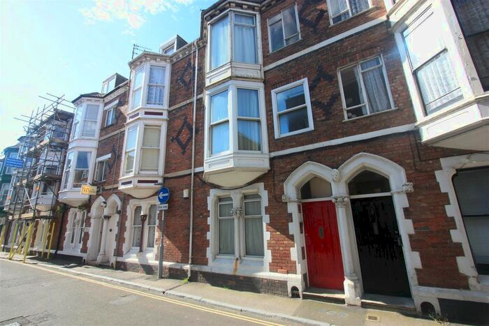 1 Bedroom Flat To Rent In Gloucester Street, Weymouth, DT4