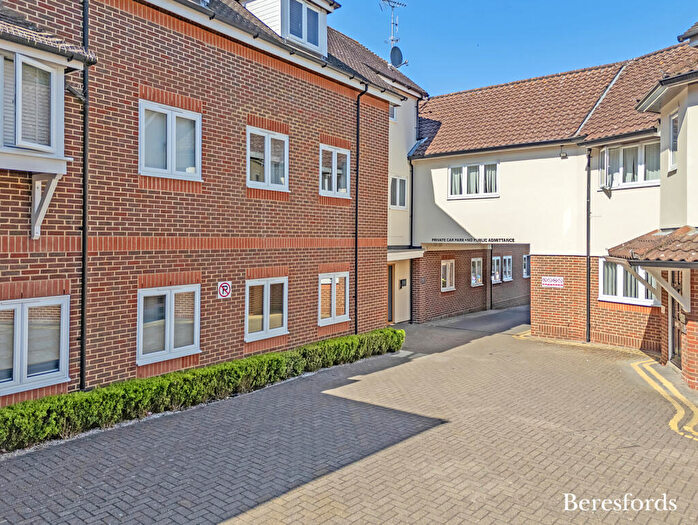 3 Bedroom Apartment For Sale In High Street, Dunmow, CM6