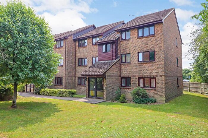 2 Bedroom Flat For Sale In Newbridge Close, Broadbridge Heath, Horsham, RH12