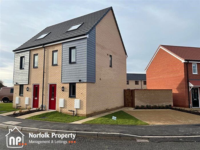 3 Bedroom Semi-Detached House To Rent In Wymondham, NR18
