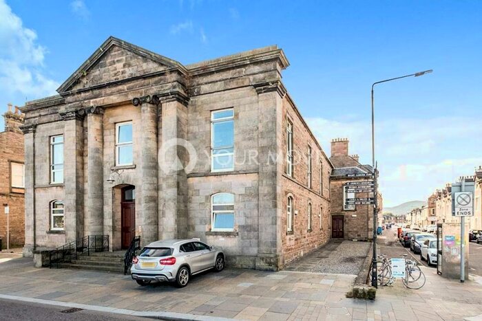 2 Bedroom Flat To Rent In Huntly Street, Inverness, IV3