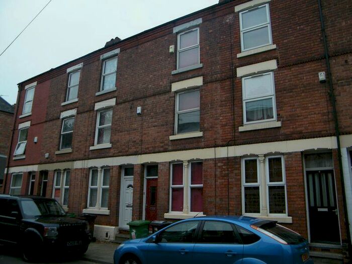 4 Bedroom House Of Multiple Occupation To Rent In Chippendale Street, Lenton, Nottingham, NG7