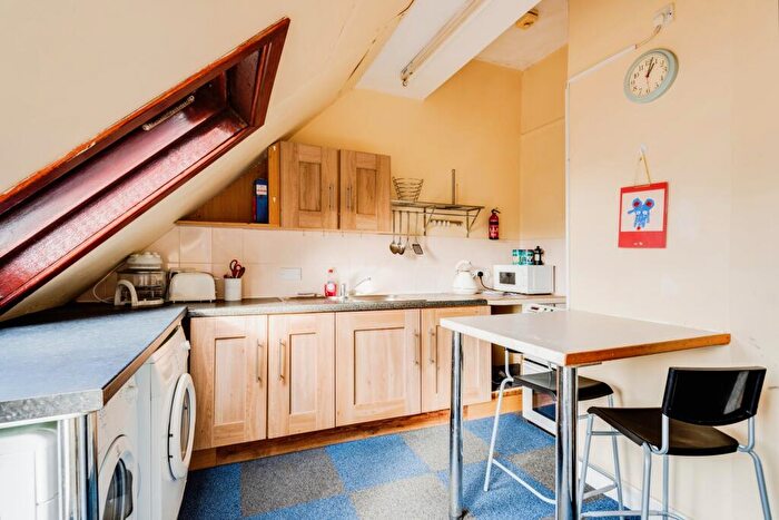 2 Bedroom Apartment To Rent In Swan Lane, Faringdon, SN7