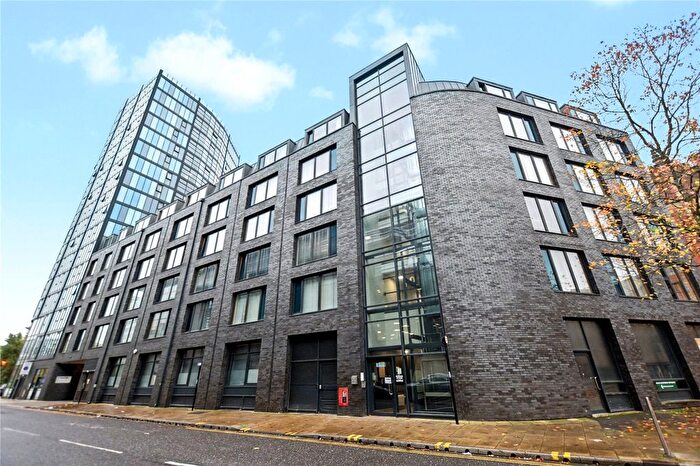 1 Bedroom Flat For Sale In Apt, I Quarter, Blonk Street, Sheffield, South Yorkshire, S3