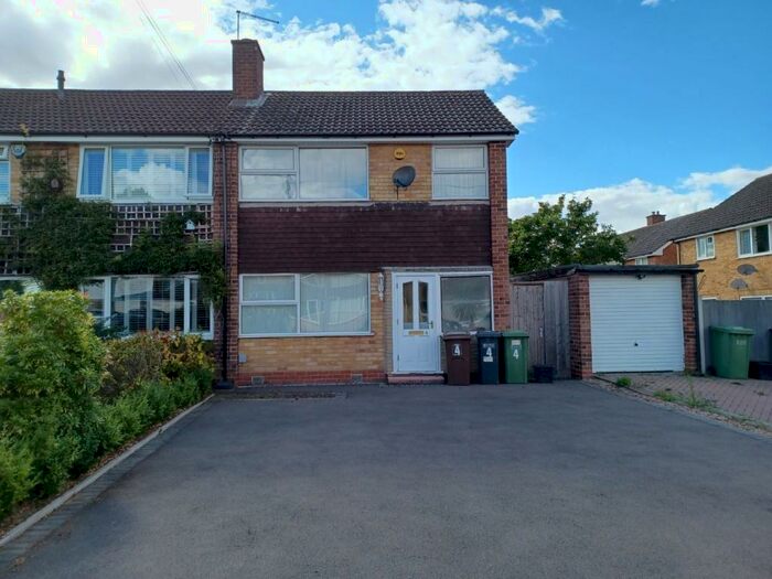 3 Bedroom House To Rent In Muswell Close, Solihull, B91