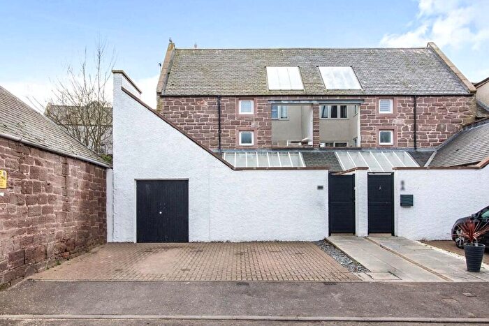 3 Bedroom Semi-Detached House For Sale In St. Marys Road, Montrose, Angus, DD10