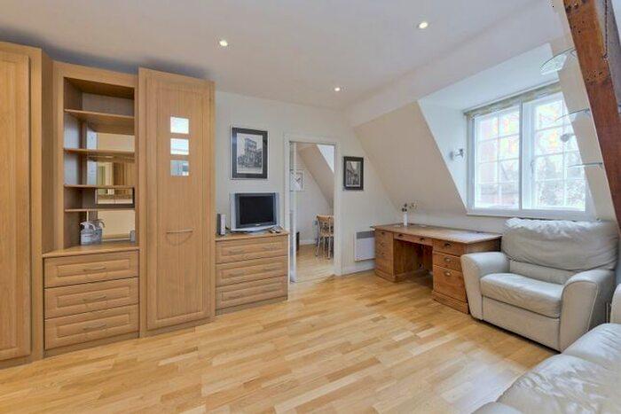 1 Bedroom Flat To Rent In Collingham Gardens, London, SW5