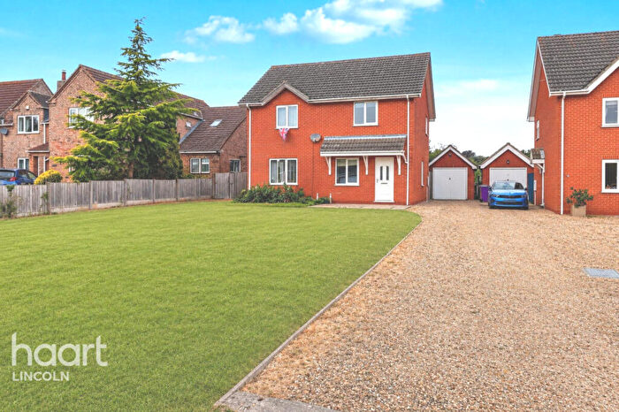 2 Bedroom Semi-Detached House For Sale In The Drift, Walcott, LN4