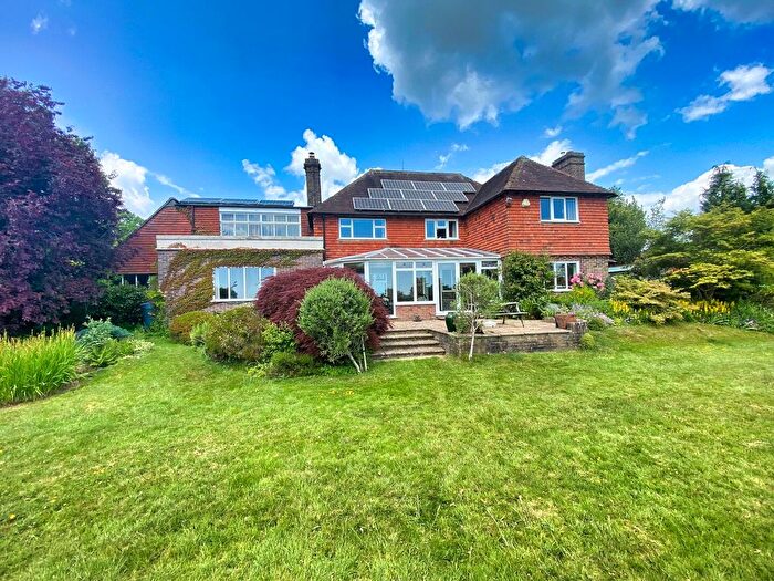 5 Bedroom Detached House To Rent In Pound Green, Buxted, Uckfield, TN22