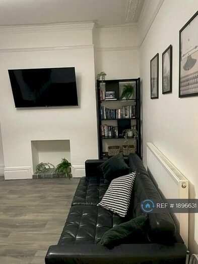 8 Bedroom Terraced House To Rent In Bryn Road, Brynmill, Swansea, SA2