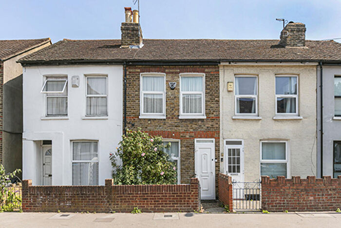 2 Bedroom Terraced House For Sale In Milton Road, Croydon, CR0