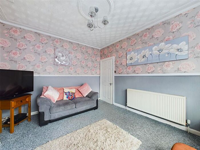 3 Bedroom End Of Terrace House For Sale In Lindeth Avenue, Wallasey, CH44