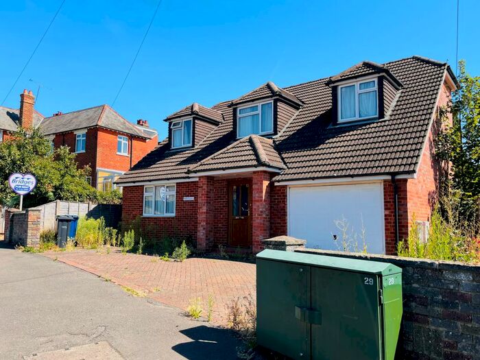 4 Bedroom Detached House To Rent In St Cross Road, Farnham, GU9