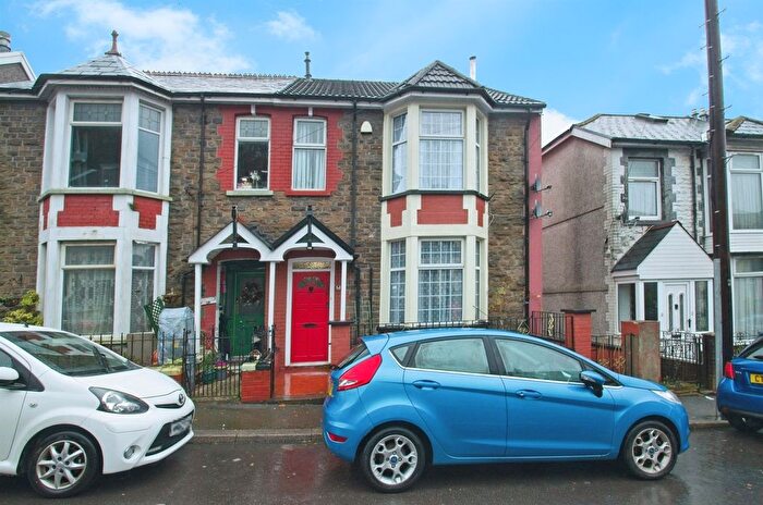 5 Bedroom Semi Detached House For Sale In North Road, Ferndale, CF43