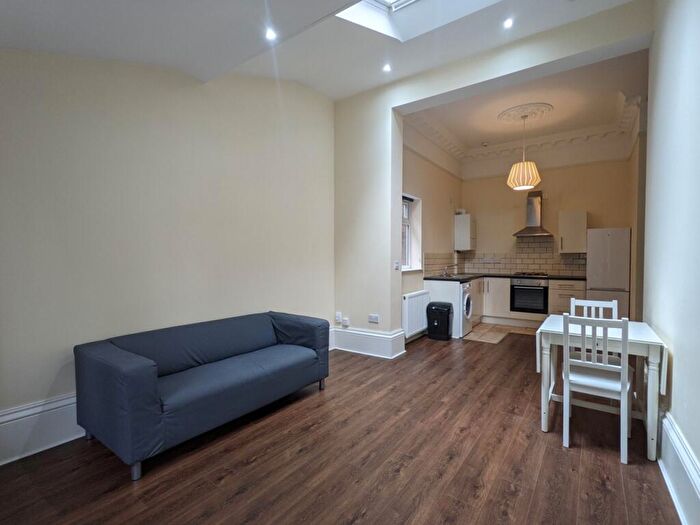 1 Bedroom Apartment To Rent In Oxford Road, Birmingham, B13