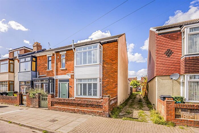 3 Bedroom End Of Terrace House For Sale In Ascot Road, Portsmouth, PO3