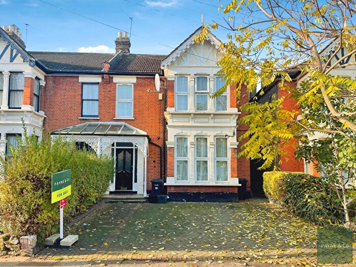 4 Bedroom End Terrace House For Sale In Melbourne Road, Ilford, IG1