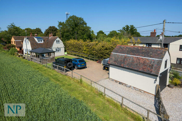 3 Bedroom Semi-Detached House For Sale In Colne Road, Coggeshall, CO6