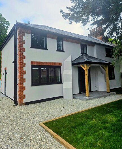 4 Bedroom Semi-Detached House For Sale In Main Road, Knockholt, Sevenoaks, Kent, TN14