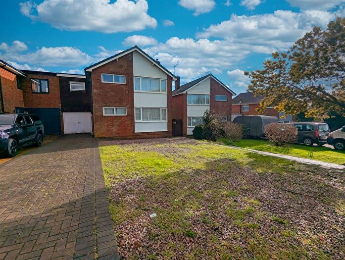 4 Bedroom Semi Detached House For Sale In Fir Tree Close, Shanklin, PO37