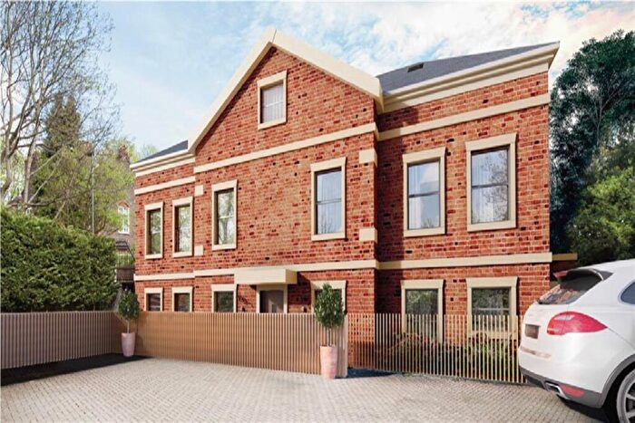 2 Bedroom Apartment For Sale In Newlands House, Tenterden Grove, NW4