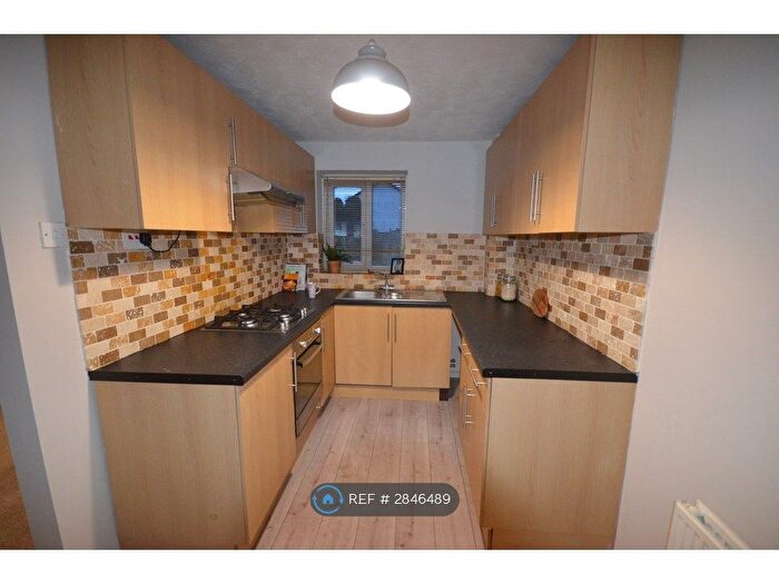 2 Bedroom Terraced House To Rent In Kings Meadow Close, Wetherby, LS22