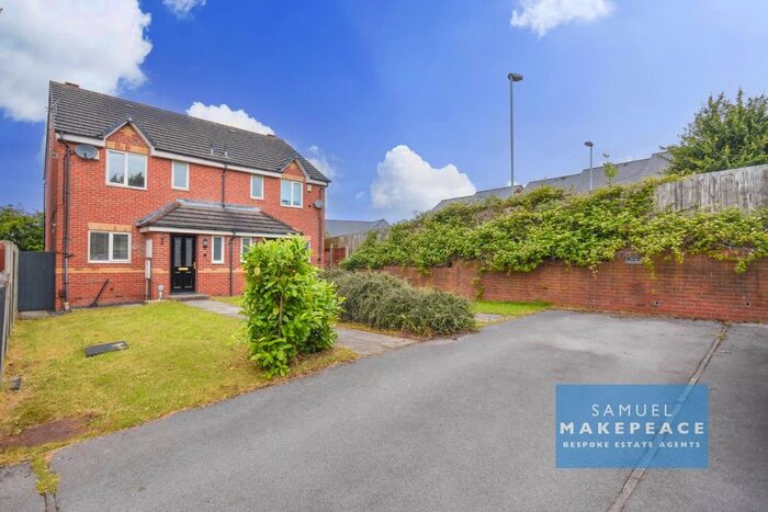 3 Bedroom Semi-Detached House To Rent In Willard Close, Chesterton, Newcastle Under Lyme, ST5