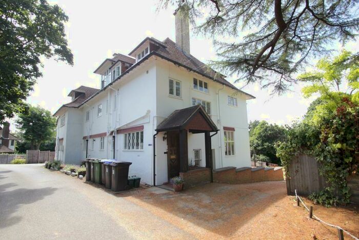 1 Bedroom Apartment To Rent In Woking, GU22