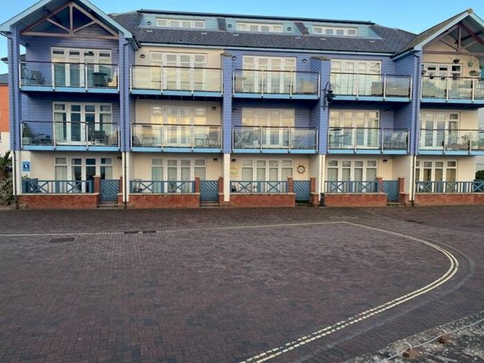 1 Bedroom Flat To Rent In Shelly Road, Exmouth, EX8