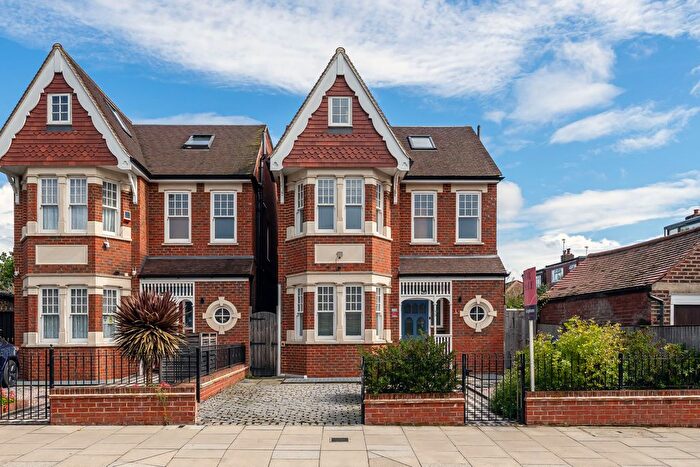 6 Bedroom Detached House For Sale In Ascott Avenue, Ealing, W5