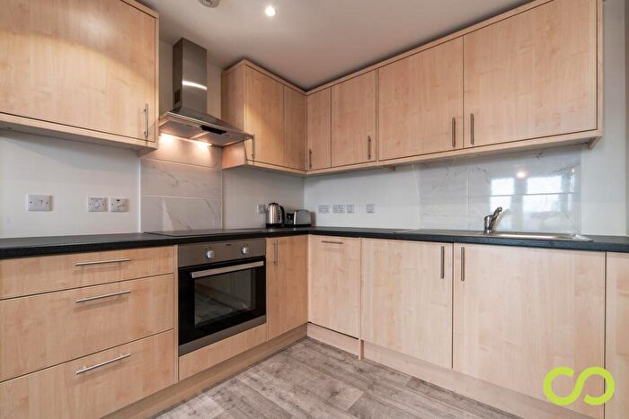 1 Bedroom Flat To Rent In Carlton House, High Road, Ilford, IG1