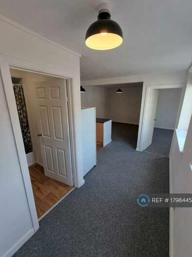 1 Bedroom Flat To Rent In Queens Rd, Doncaster, DN1