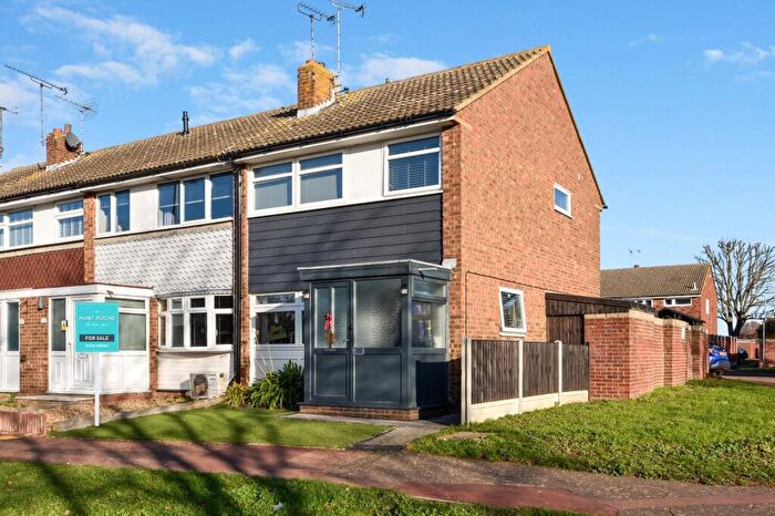 2 Bedroom End Of Terrace House For Sale In Eagle Way, Shoeburyness, Essex, SS3