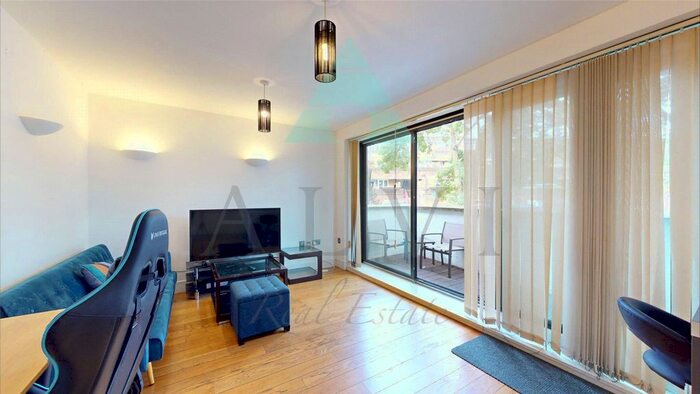 1 Bedroom Flat To Rent In Drummond Street, London, NW1