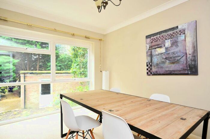 4 Bedroom Detached House To Rent In Pantiles Close, St Johns, Woking, GU21
