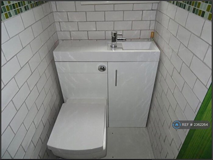 1 Bedroom Flat To Rent In Trundleys Road, London, SE8