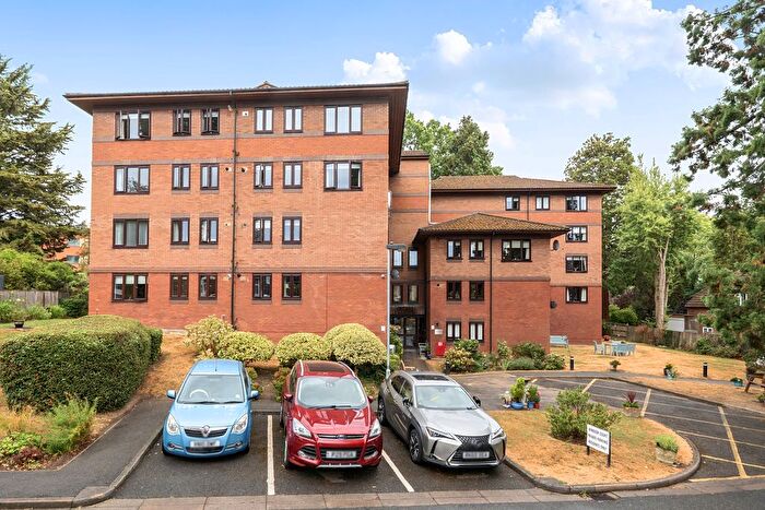 2 Bedroom Flat For Sale In Westbury Lodge Close, Pinner, Middlesex, HA5