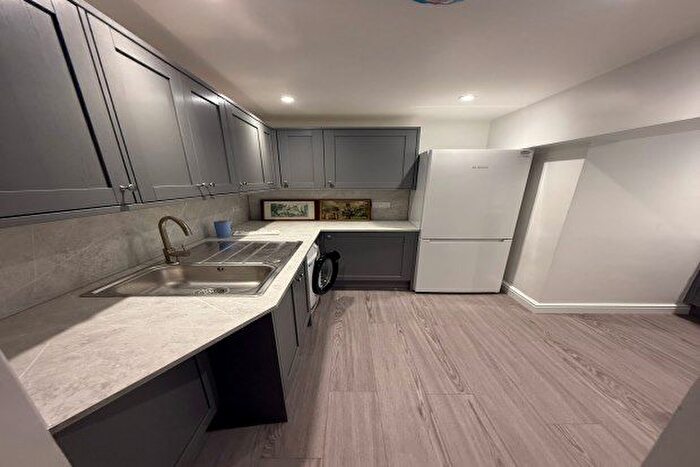 2 Bedroom Property To Rent In Mansfield Place, South Croydon, CR2