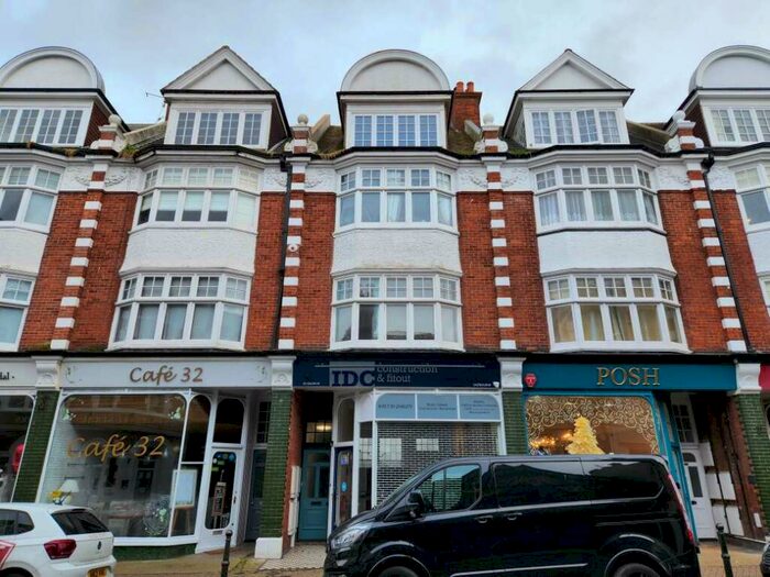 2 Bedroom Flat To Rent In South Street, Little Chelsea, Eastbourne, BN21
