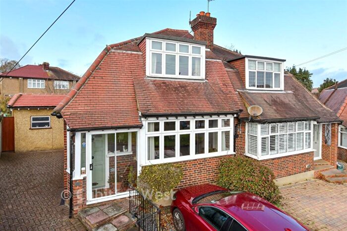 2 Bedroom Semi Detached House For Sale In Goidel Close, Wallington, Surrey, SM6