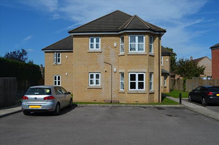 2 Bedroom Flat To Rent In Dilley Croft, Biggleswade, SG18