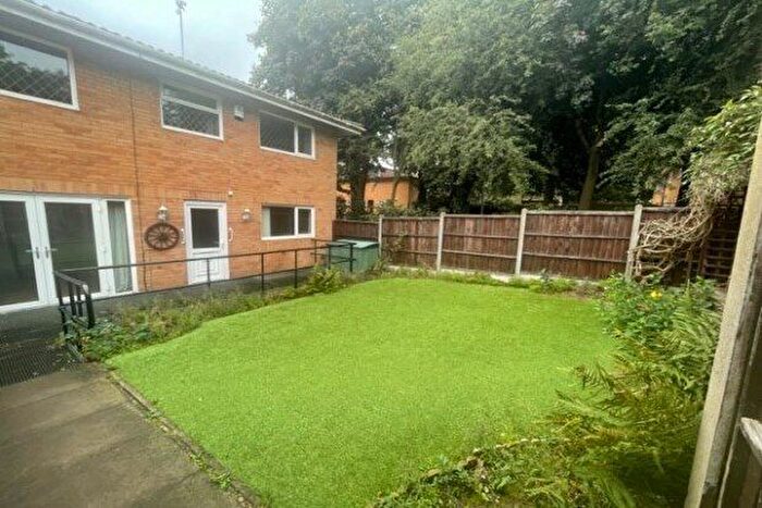 3 Bedroom Property To Rent In Lothersdale, Tamworth, B77