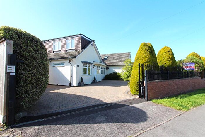 4 Bedroom Semi-Detached House For Sale In Charlton Park, Keynsham, Bristol, BS31