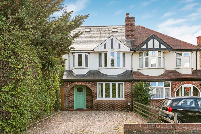 4 Bedroom Semi-detached House For Sale In Staines Road East, Sunbury-On-Thames, Surrey, TW16