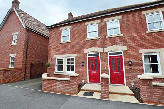 3 Bedroom Semi-Detached House To Rent In Crowsley Road, Kempston, MK42