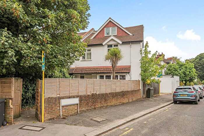 Studio For Sale In St. Augustine's Avenue, South Croydon, CR2