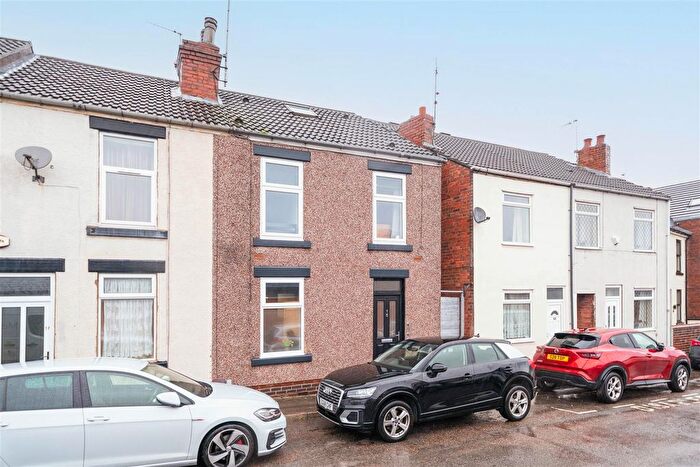 2 Bedroom End Of Terrace House For Sale In Catherine Street, Brampton, Chesterfield, S40