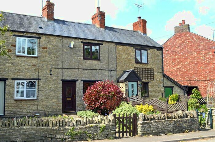 1 Bedroom Terraced House To Rent In Newtown Road, Raunds, Northamptonshire NN9