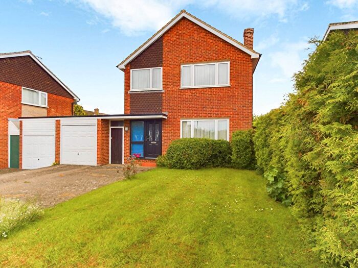 3 Bedroom Detached House For Sale In Marriotts Lane, Haddenham, HP17
