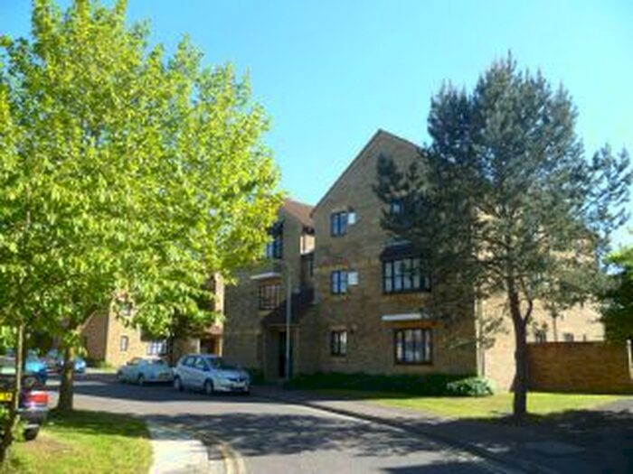 1 Bedroom Flat To Rent In Jasmin Close, Northwood, HA6